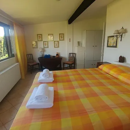 Linga Longa With Sea View And Beach Kommeno (Corfu)