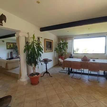Apartment Linga Longa With Sea View And Beach