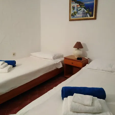 Linga Longa With Sea View And Beach Apartment